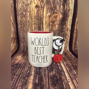 Rae Dunn World’s Best Teacher Mug with Keychain